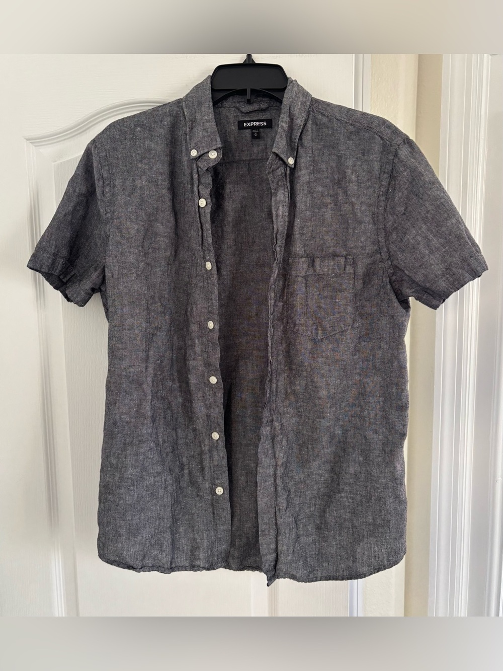 Express Men's Short-Sleeve Button-Down Shirt - Charcoal. Size Medium